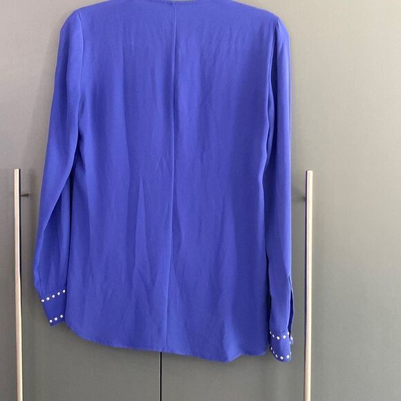 Gorgeous Cache blouse - Picture 6 of 6